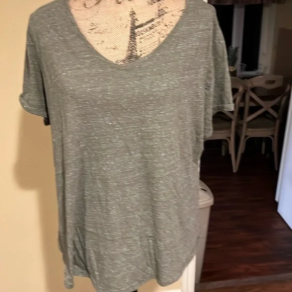 Cute cotton everyday tshirt - Picture 1 of 2